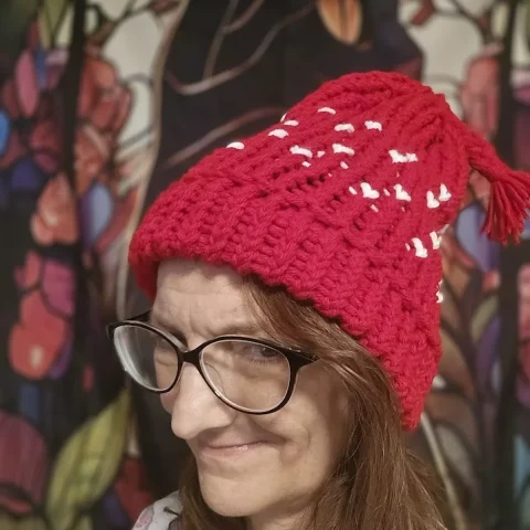 Red Loom‑Knit Warm Hearts Hat