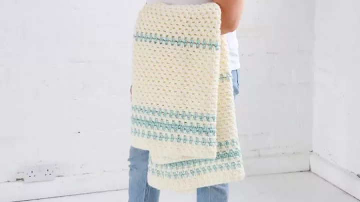 Image for Learn How to Crochet the Easy Moss Blanket